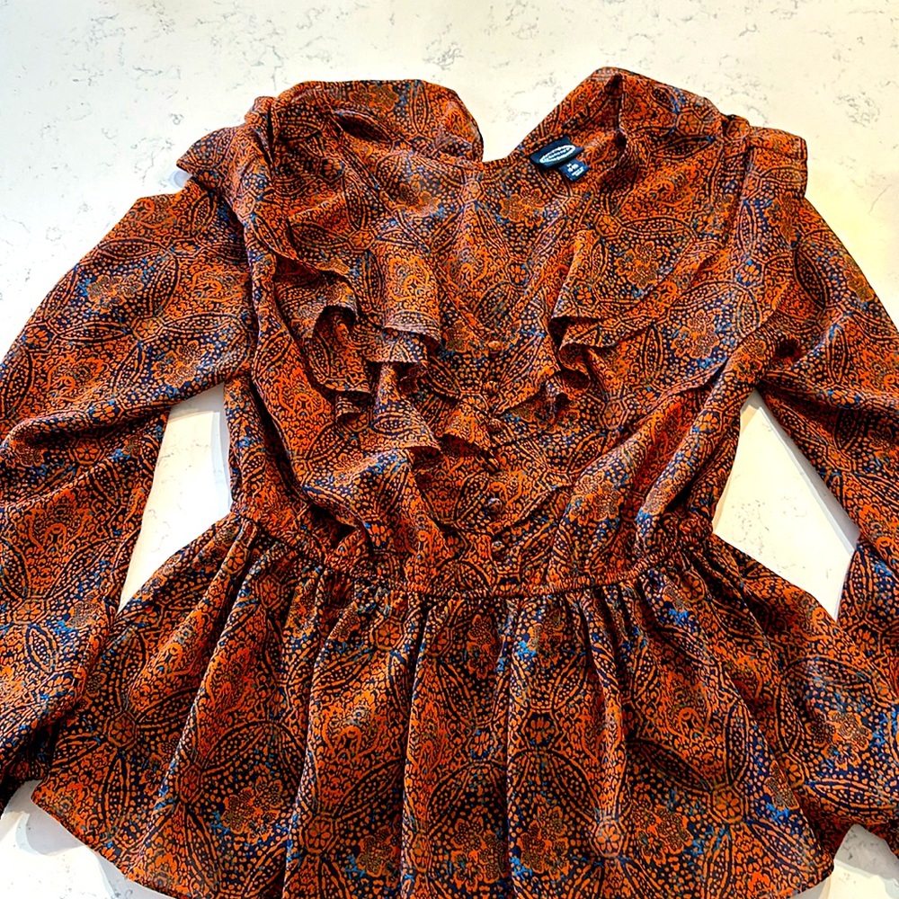 Scoop Long Sleeve Blouse